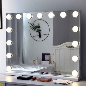 آینه اتاق گریم