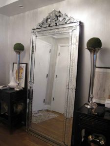 آینه اتاق خواب دیواری