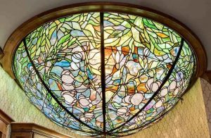 گنبد شیشه ای