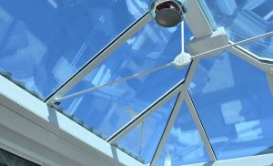 سقف شیشه ای