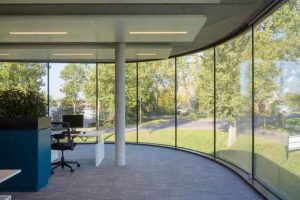 شیشه خم ویترین