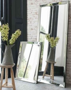 آینه اتاق خواب