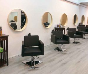 آینه آرایشگاه