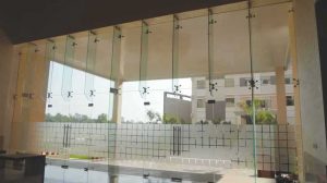 شیشه اسپایدر