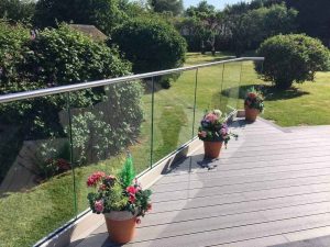 بالکن شیشه ای