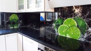 شیشه چاپی بین کابینت