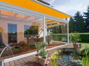 اتاقک شیشه ای