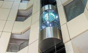 آسانسور شیشه ای