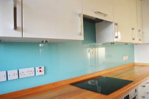 نمایندگی شیشه بین کابینتی