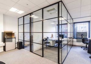 پارتیشن شیششه ای سرویس بهداشتی