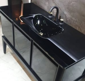 شیشه خم دیوارپوش