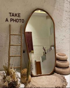 آینه قاب چوبی