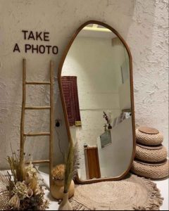 آینه تزئینی