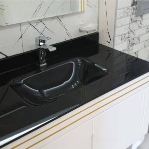 شیشه رنگی مات